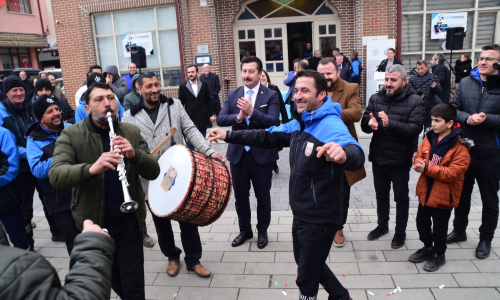 ERCAN ÖZEL İŞÇİNİN YÜZÜNÜ REKOR ÜCRETLE GÜLDÜRDÜ